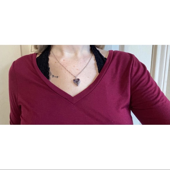 𝙼𝚊𝚛𝚘𝚘𝚗 𝙱𝚕𝚘𝚞𝚜𝚎 - Picture 2 of 2